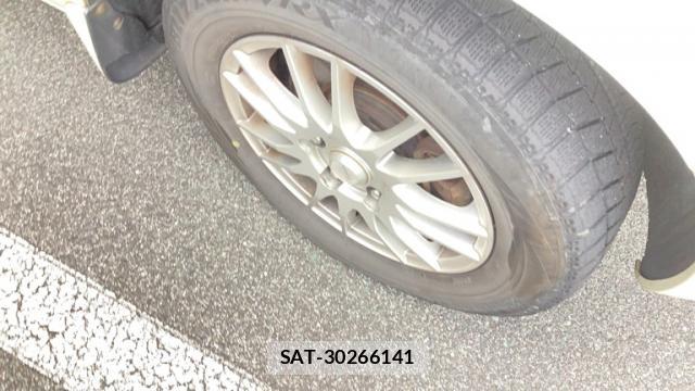 Nissan LAFESTA 2005-06 8813679-6