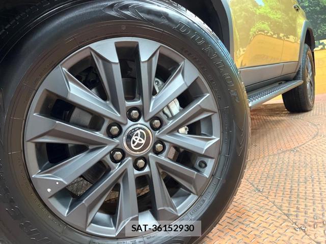 Toyota Land Cruiser 250 2024-11 8812639-16