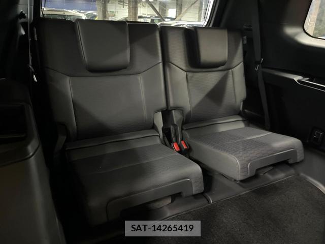 Toyota Land Cruiser 250 2025-07 8812647-9