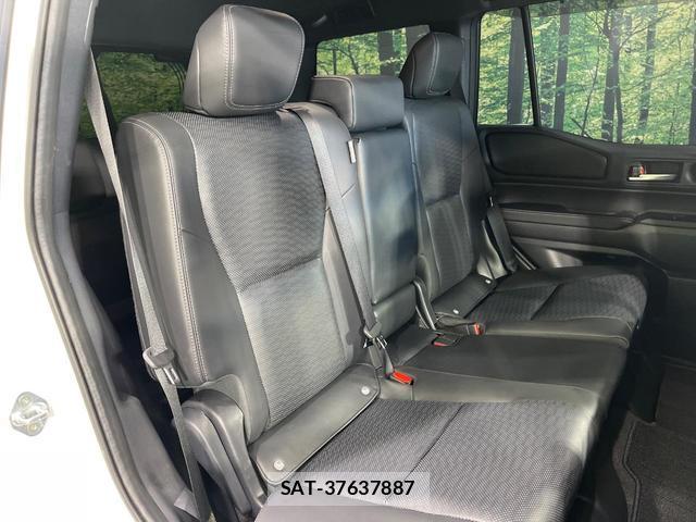 Toyota Land Cruiser 250 2025-02 8814133-8