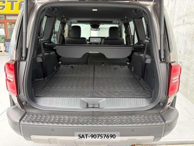 Toyota Land Cruiser 250 2025-12 8815236-17