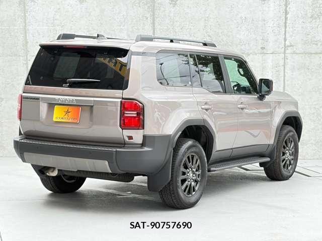 Toyota Land Cruiser 250 2025-12 8815236-3