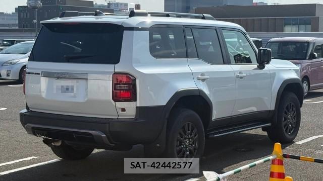 Toyota Land Cruiser 250 2025-07 8815523-12