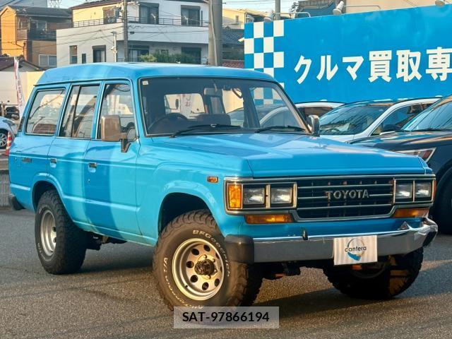 Toyota LAND CRUISER 1989-10 8815722-0