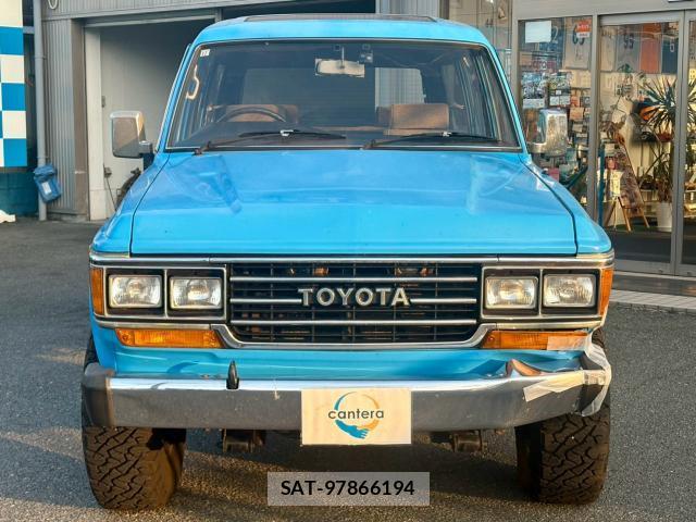 Toyota LAND CRUISER 1989-10 8815722-1