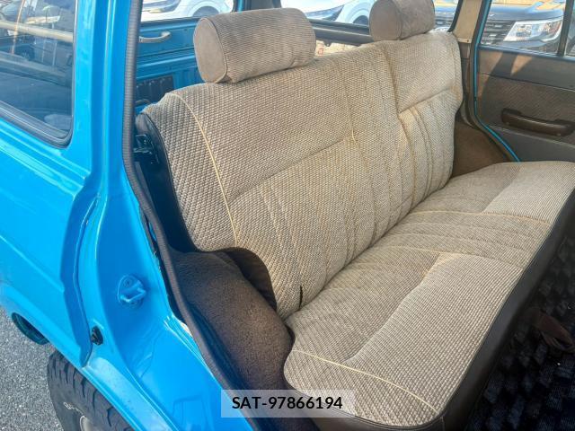 Toyota LAND CRUISER 1989-10 8815722-10