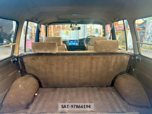 Toyota LAND CRUISER 1989-10 8815722-11
