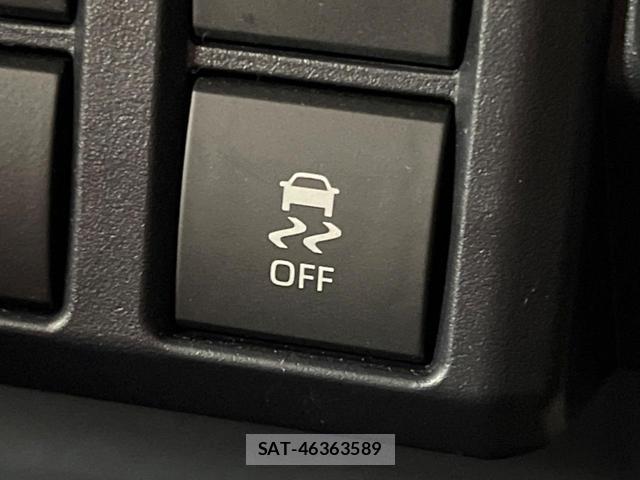 Toyota Land Cruiser 70 2025-02 8813164-6