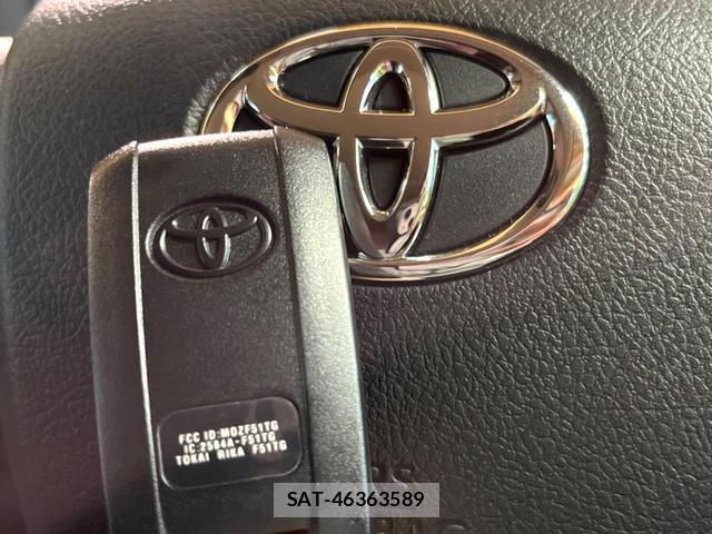 Toyota Land Cruiser 70 2025-02 8813164-8