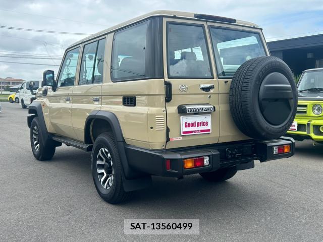 Toyota Land Cruiser 70 2024-03 8816447-14