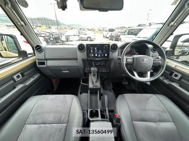 Toyota Land Cruiser 70 2024-03 8816447-2