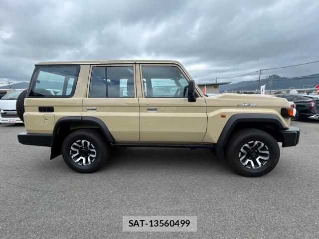 Toyota Land Cruiser 70 2024-03 8816447-3