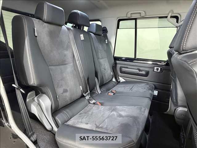 Toyota Land Cruiser 70 2024-07 8817943-11