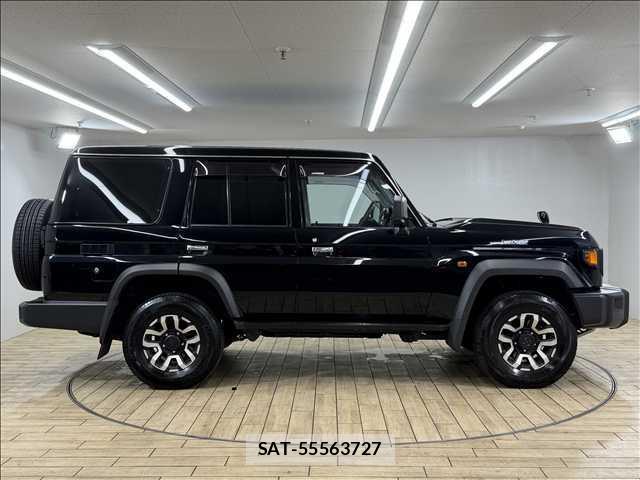 Toyota Land Cruiser 70 2024-07 8817943-17