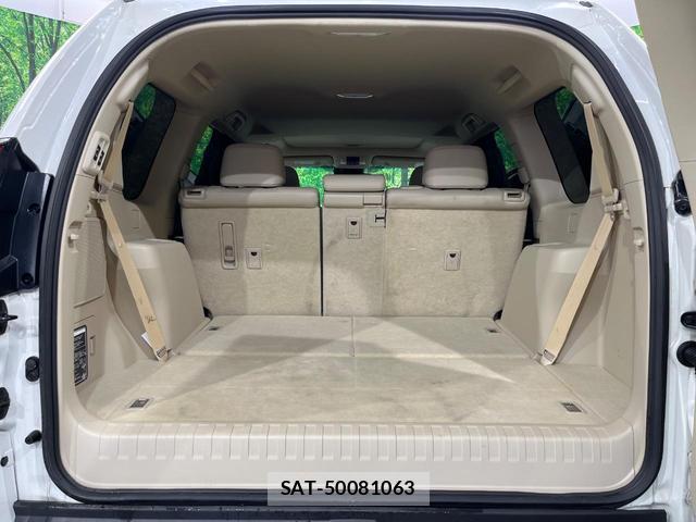 Toyota LAND CRUISER PRADO 2023-02 8812890-9