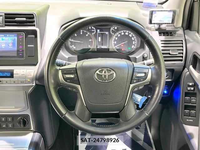 Toyota LAND CRUISER PRADO 2018-05 8813170-7