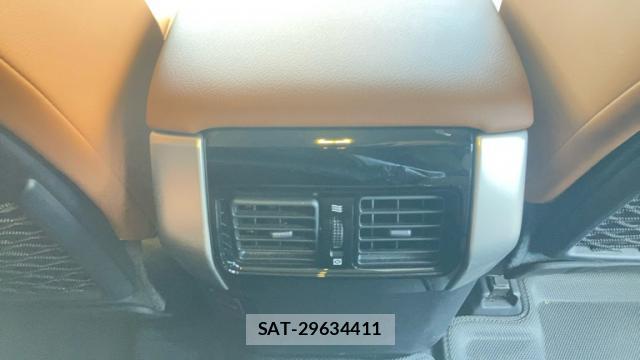 Toyota LAND CRUISER PRADO 2022-08 8813395-17