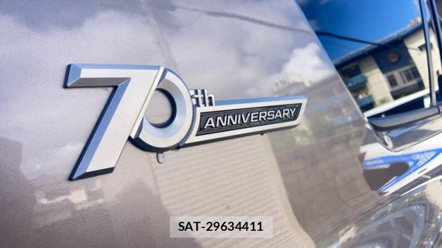 Toyota LAND CRUISER PRADO 2022-08 8813395-4