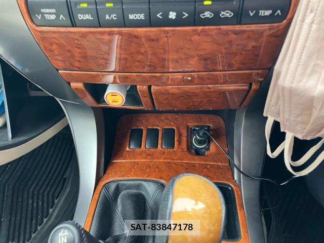 Toyota LAND CRUISER PRADO 2006-04 8813752-19