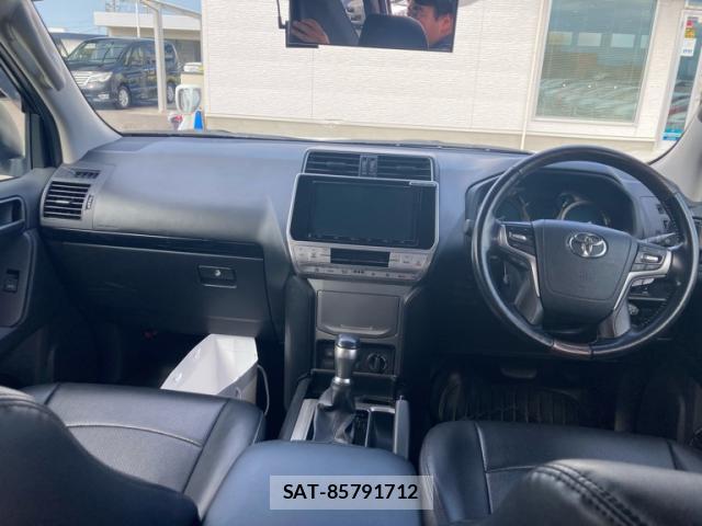 Toyota LAND CRUISER PRADO 2019-04 8814092-15