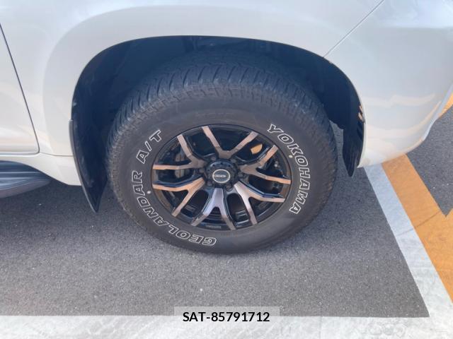 Toyota LAND CRUISER PRADO 2019-04 8814092-19