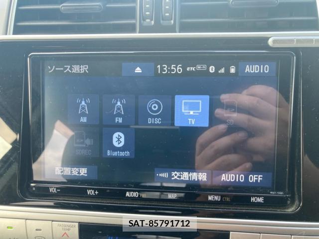 Toyota LAND CRUISER PRADO 2019-04 8814092-2