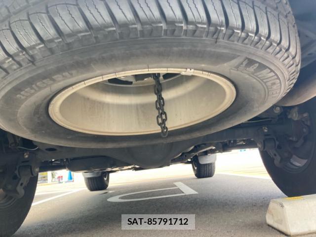 Toyota LAND CRUISER PRADO 2019-04 8814092-6
