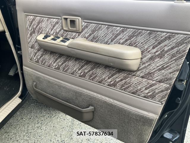 Toyota LAND CRUISER PRADO 2025-12 8814630-12