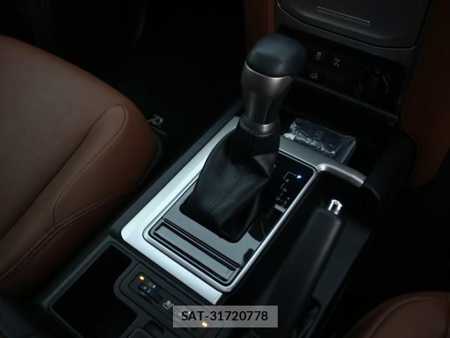Toyota LAND CRUISER PRADO 2022-06 8814804-15