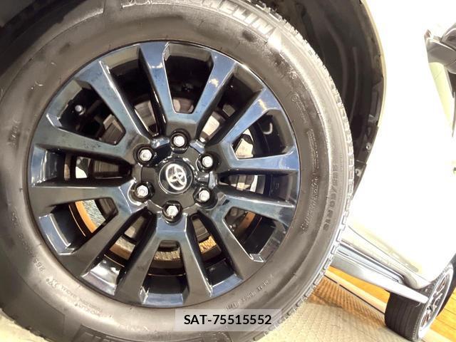 Toyota LAND CRUISER PRADO 2022-04 8815071-12