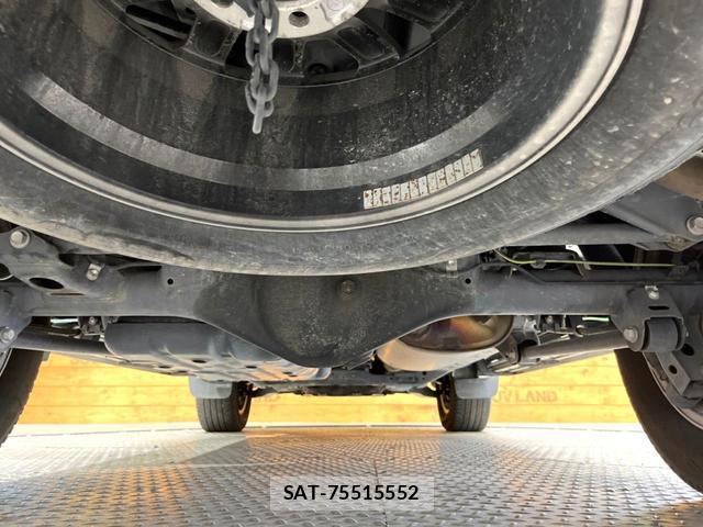 Toyota LAND CRUISER PRADO 2022-04 8815071-18