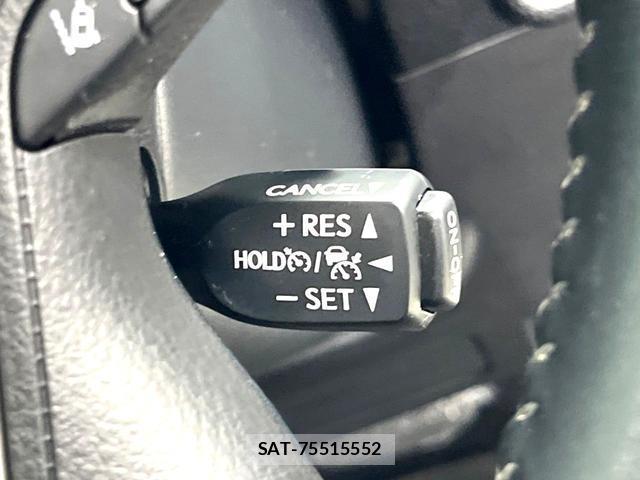 Toyota LAND CRUISER PRADO 2022-04 8815071-5