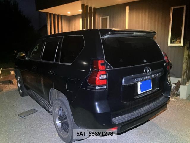 Toyota LAND CRUISER PRADO 2018-05 8816263-13