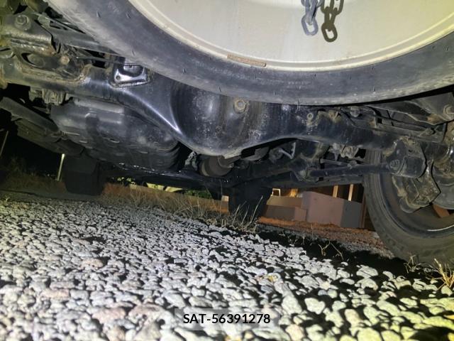 Toyota LAND CRUISER PRADO 2018-05 8816263-14