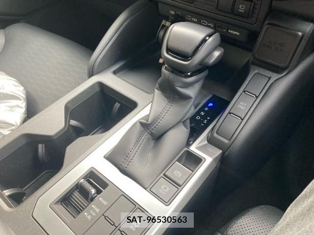 Toyota LAND CRUISER 2026-02 8812275-16