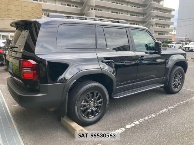 Toyota LAND CRUISER 2026-02 8812275-2