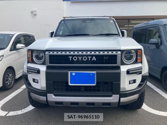 Toyota LAND CRUISER 2025-09 8812405-0