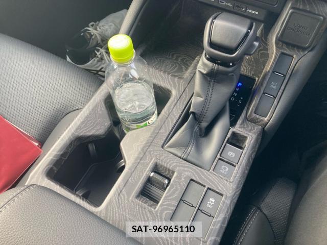 Toyota LAND CRUISER 2025-09 8812405-18
