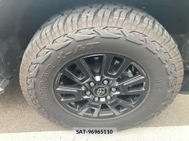 Toyota LAND CRUISER 2025-09 8812405-5