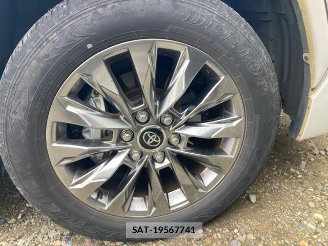 Toyota LAND CRUISER 2023-03 8813647-4