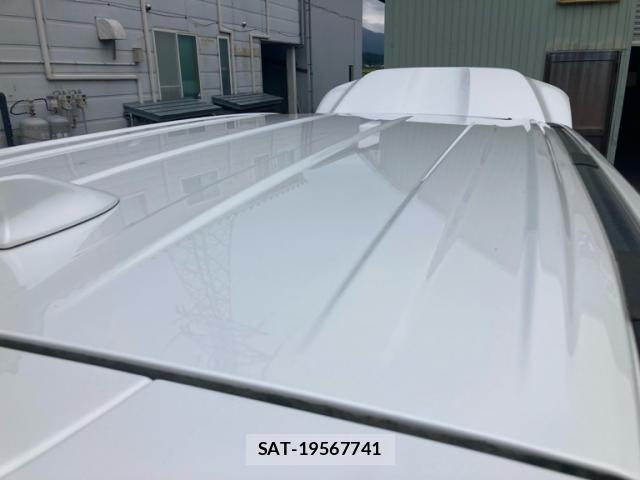 Toyota LAND CRUISER 2023-03 8813647-9
