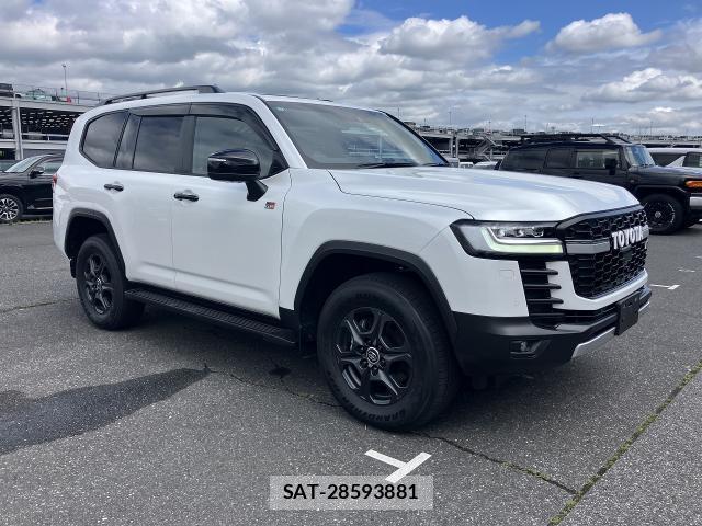 Toyota LAND CRUISER 2023-12 8813931-0