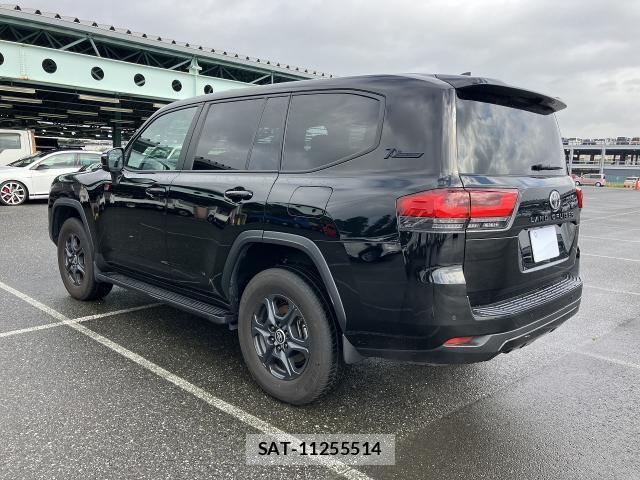 Toyota LAND CRUISER 2023-07 8813961-1