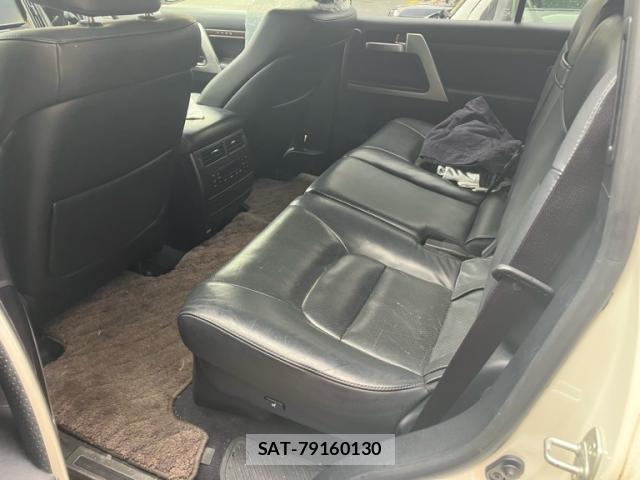 Toyota LAND CRUISER 2016-02 8814557-17