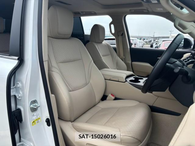 Toyota LAND CRUISER 2025-07 8814948-11
