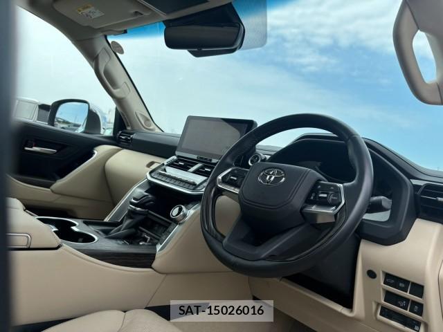 Toyota LAND CRUISER 2025-07 8814948-13