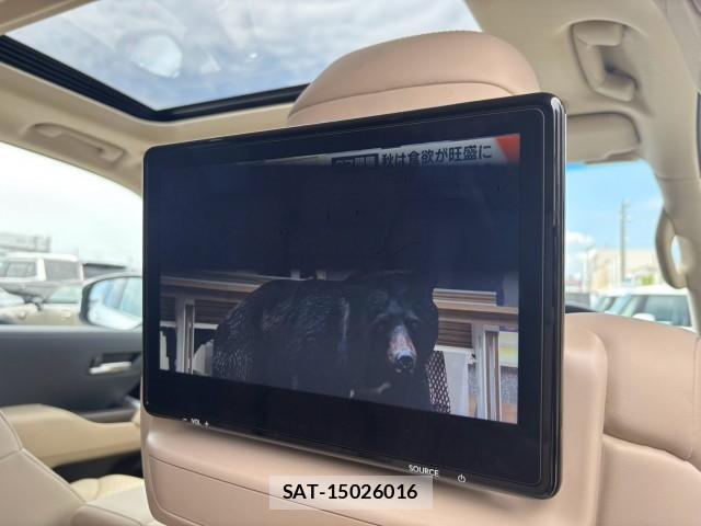 Toyota LAND CRUISER 2025-07 8814948-17