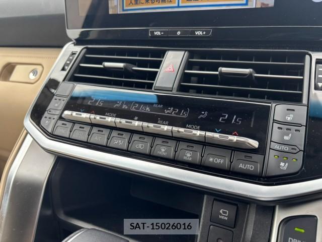 Toyota LAND CRUISER 2025-07 8814948-18