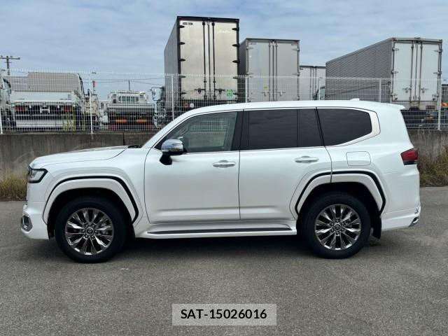Toyota LAND CRUISER 2025-07 8814948-3