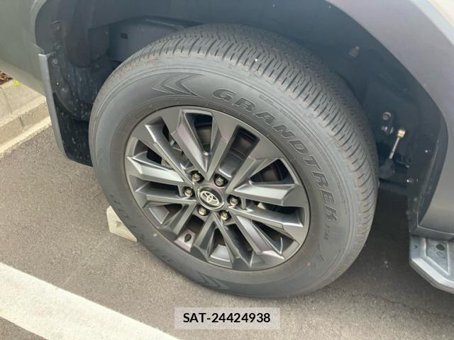 Toyota LAND CRUISER 2024-10 8815216-3